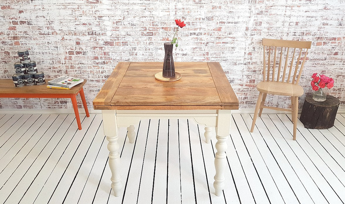 Extending Rustic Farmhouse Traditional Turned Leg Dining Kitchen Table Solid Hardwood - Painted Finish