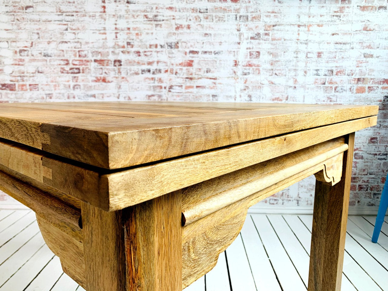 Natural Wood Modern Rustic Extending Farmhouse Dining Table to Seat Eight People - Contemporary Square Leg