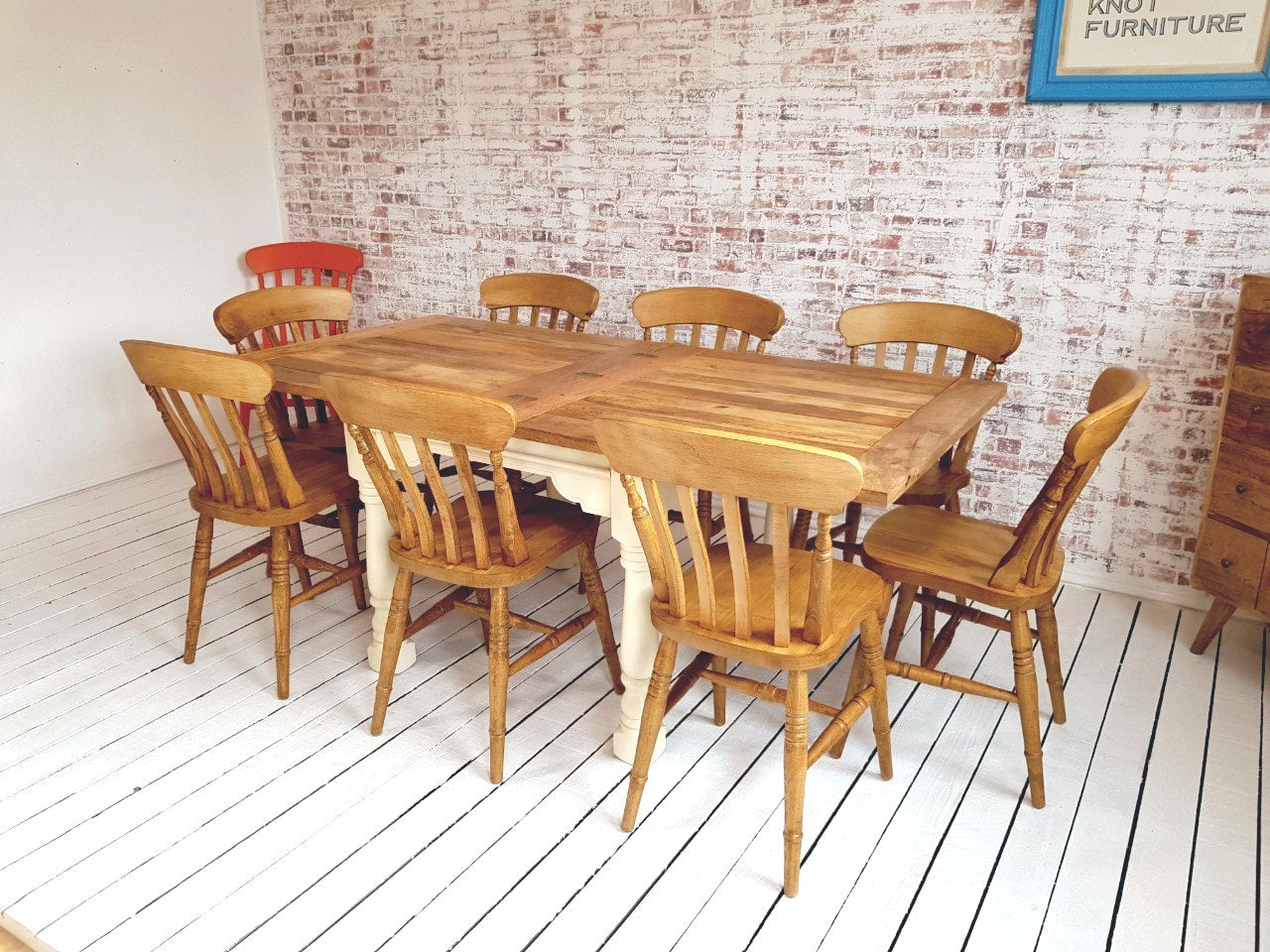 Extending Rustic Farmhouse Dining Table Set - Space Saving, Extendable