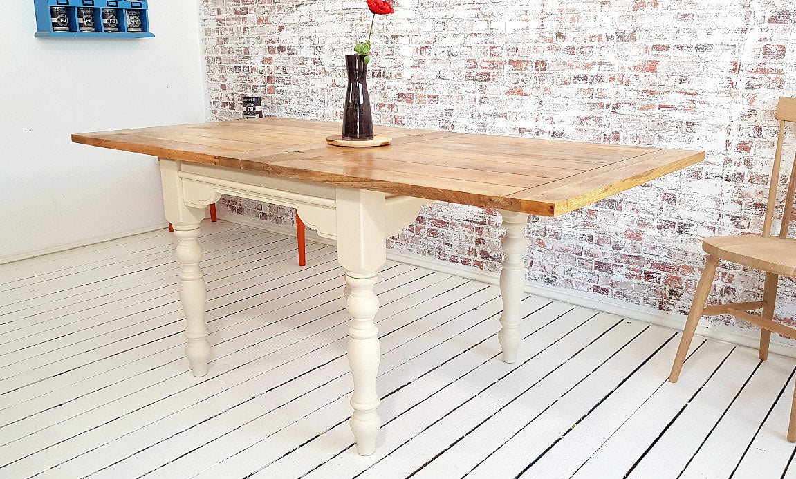 Extending Rustic Farmhouse Traditional Turned Leg Dining Kitchen Table Solid Hardwood - Painted Finish