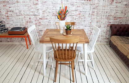 Extendable Mid-Century Folding Dining Table with Contrasting Nordic Chairs Dining Set
